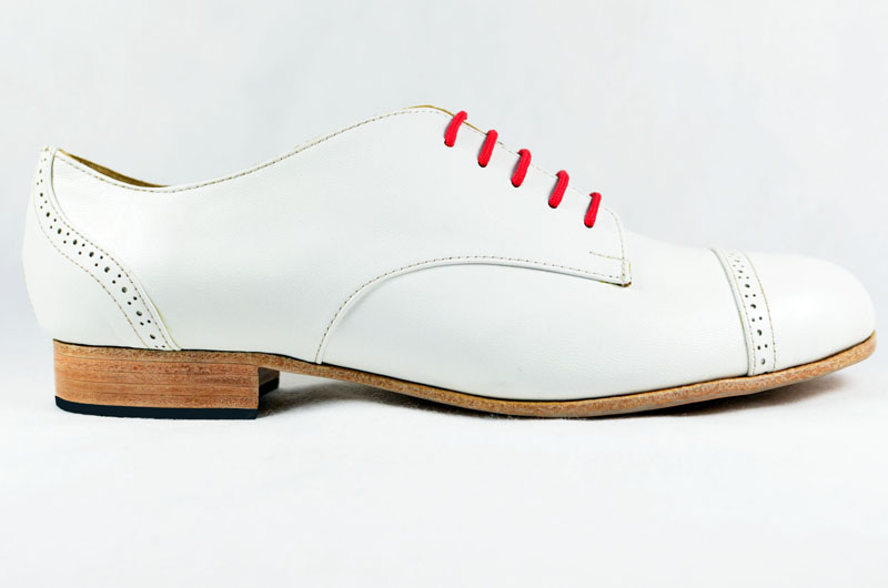 Os sapatos e a&nbsp;Maria